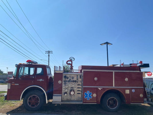 1985 Ford  Series Grumman Fire Truck