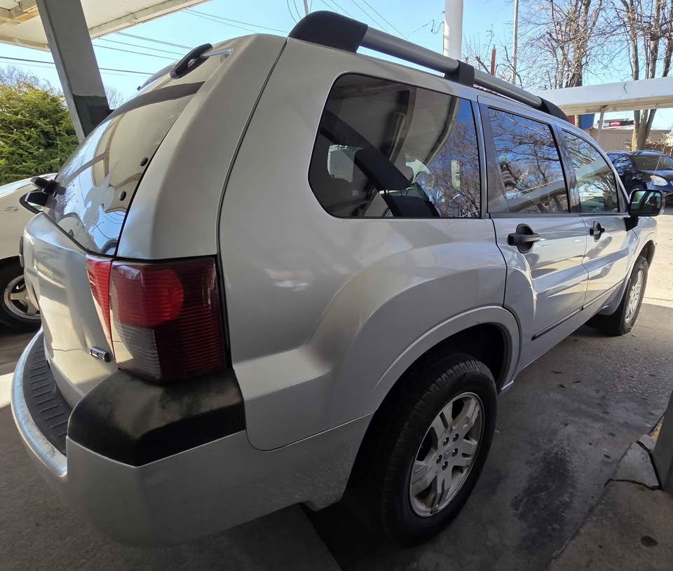 2005 Mitsubishi Endeavor LS