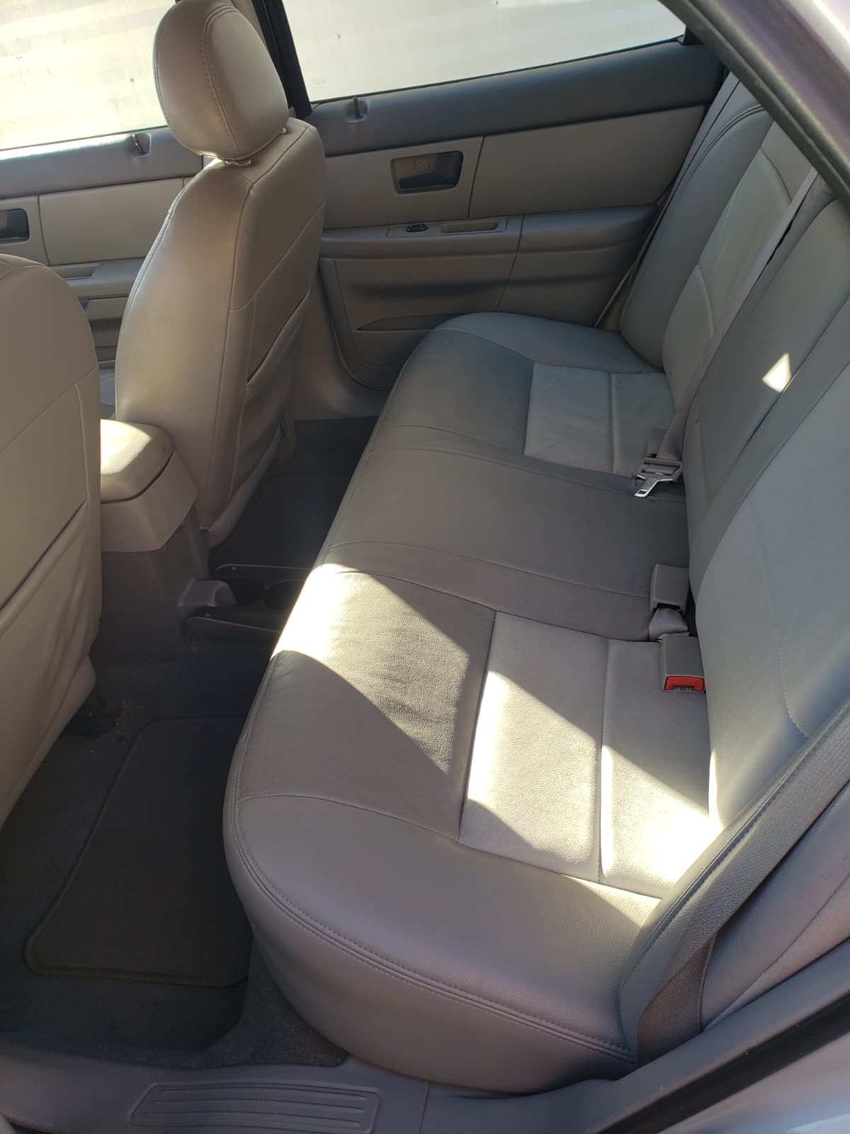 2006 Ford Taurus SEL