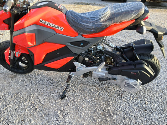 150cc Icebear Mini Max Christmas Special